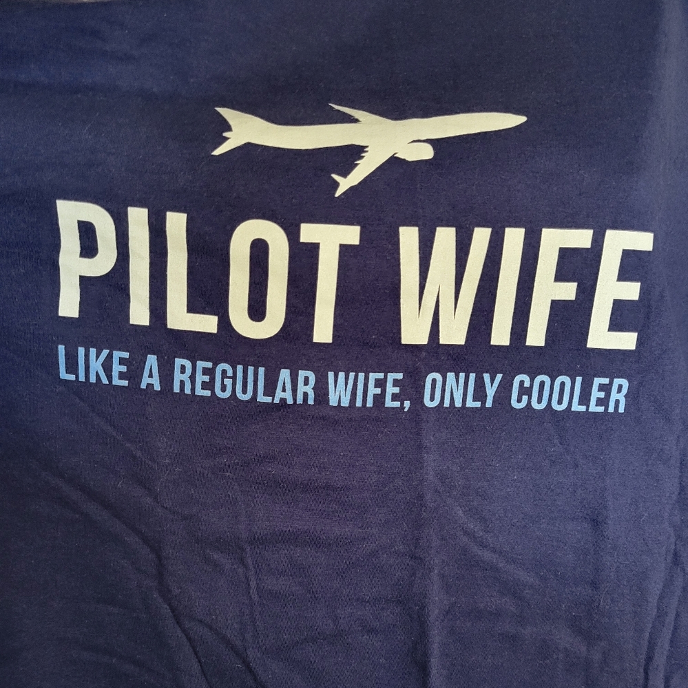 Pilot Wife tshirt, navy